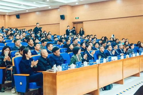 徐州市云龍區(qū)舉行基礎(chǔ)教育高質(zhì)量發(fā)展研討會(huì)，共繪教育新藍(lán)圖